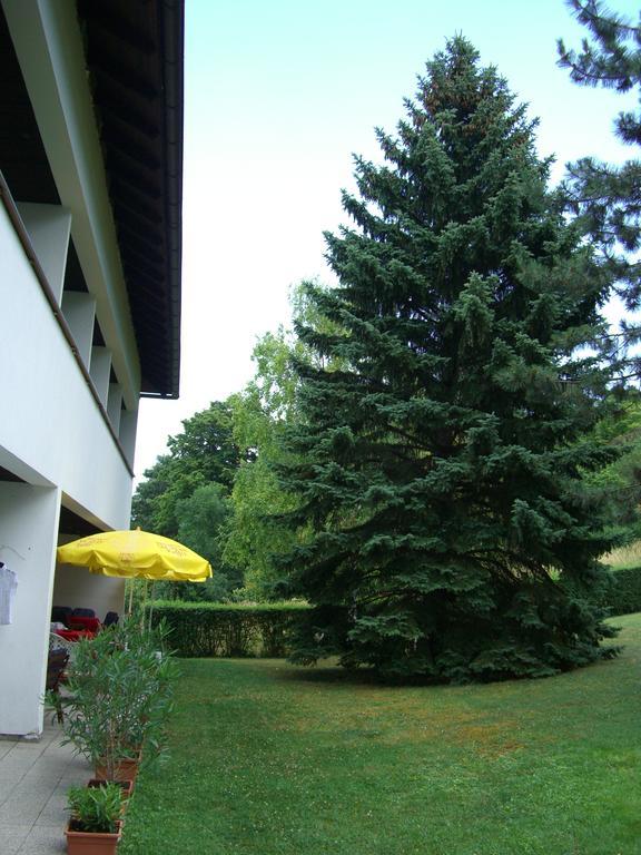 Gasthof Gerhart Perchtoldsdorf Exterior photo